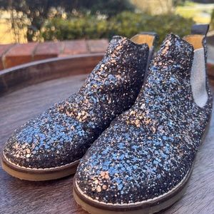 Mini Boden glitter boot. Girls size 12 (30 eur)